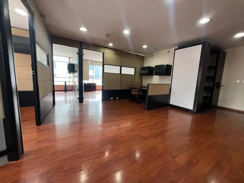 Oficina Alisal 303