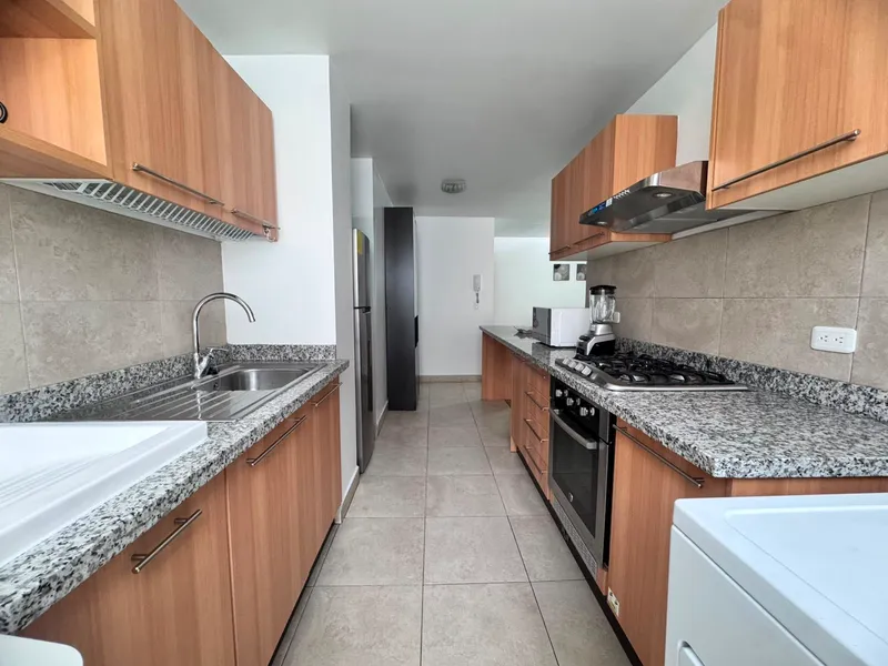 MEI 102 — foto 5 de 18