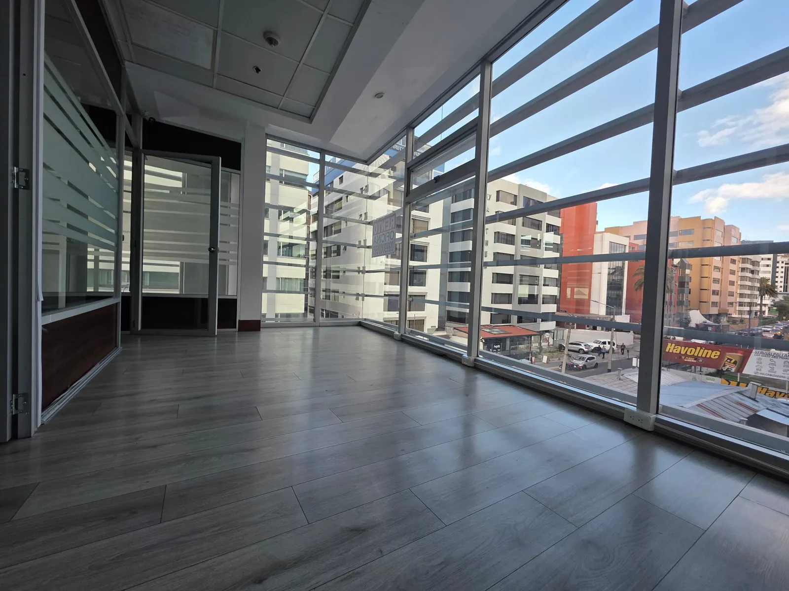 Oficina Titanum Plaza — foto 9 de 14