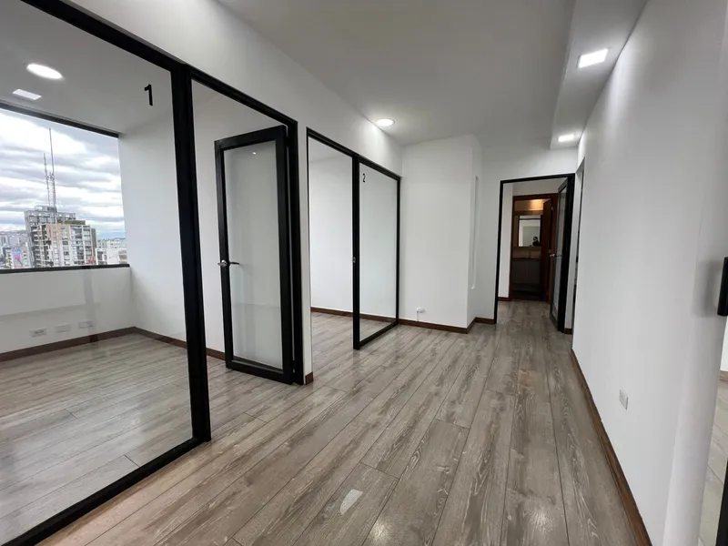 Oficina en arriendo en La Carolina