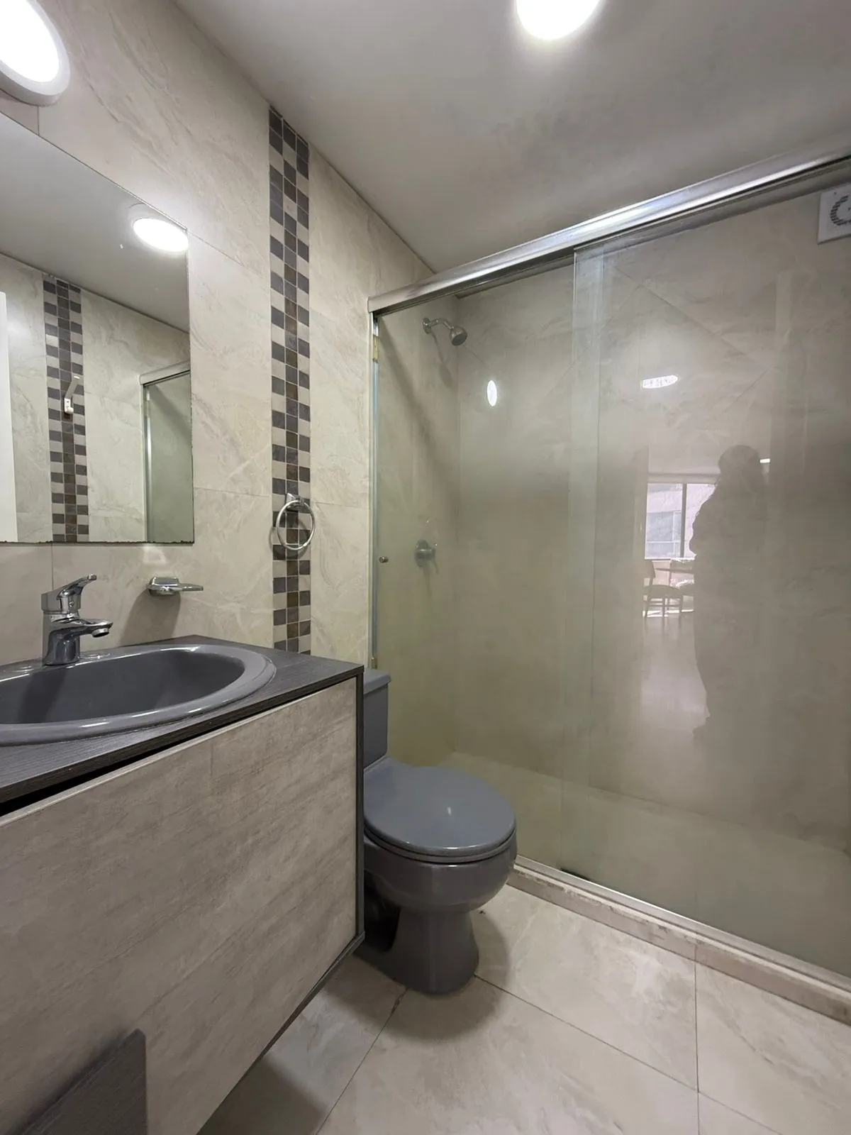 Suite en alquiler en La Carolina, Quito — foto 6 de 7