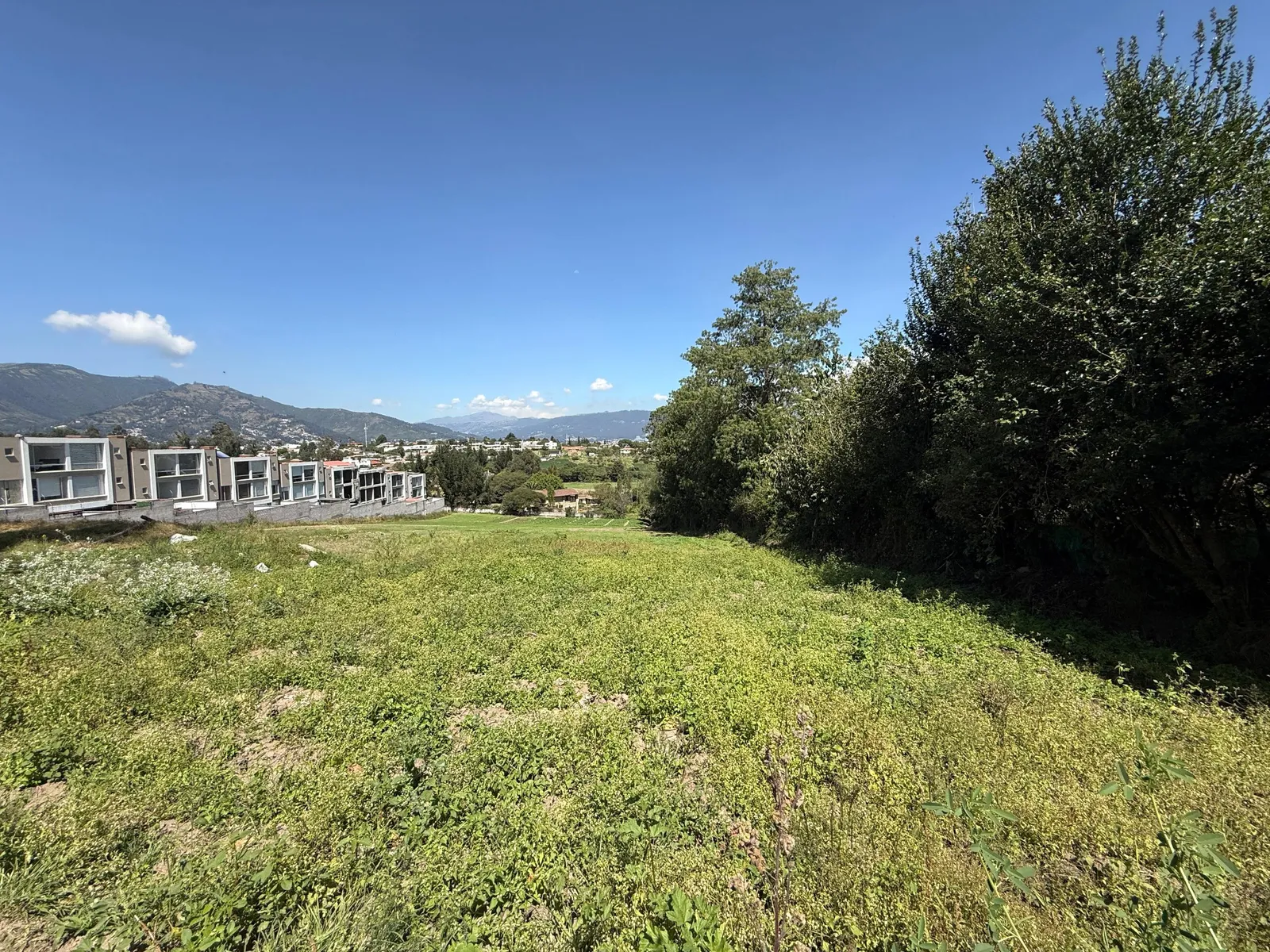 Terreno en venta en Tumbaco, Quito — foto 11 de 23