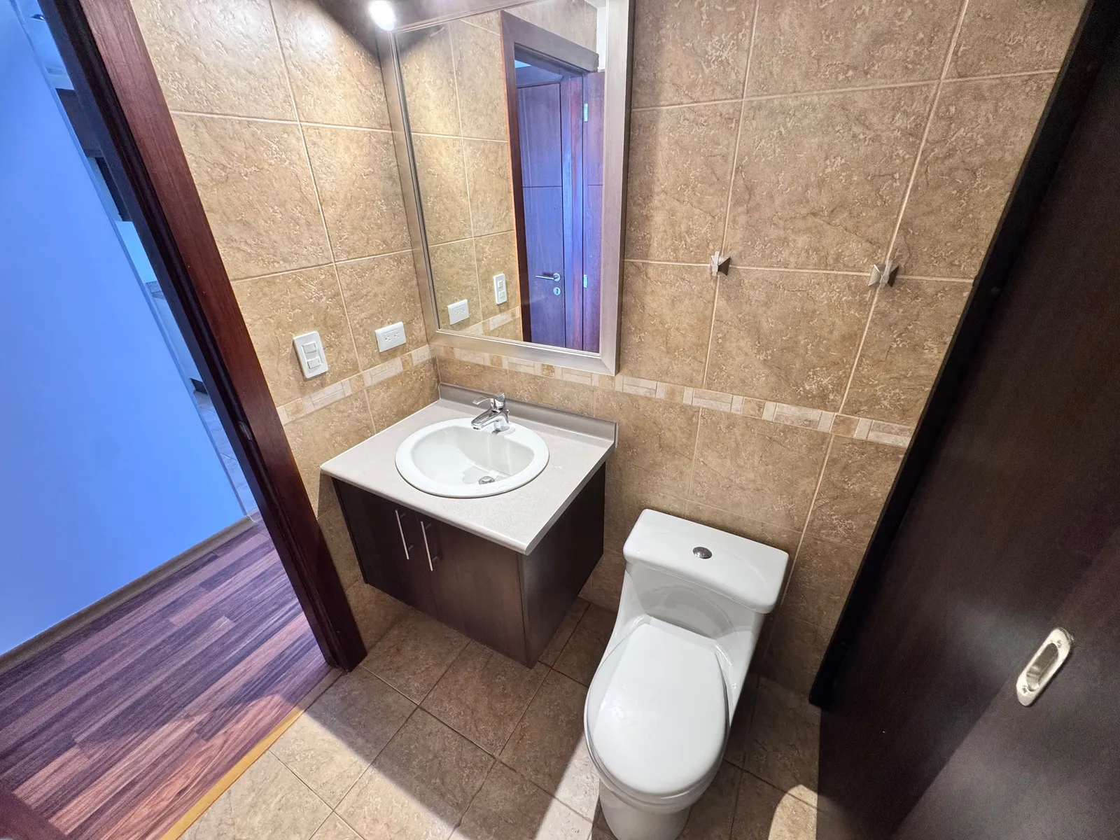 Suite en alquiler en La Coruña — foto 9 de 10