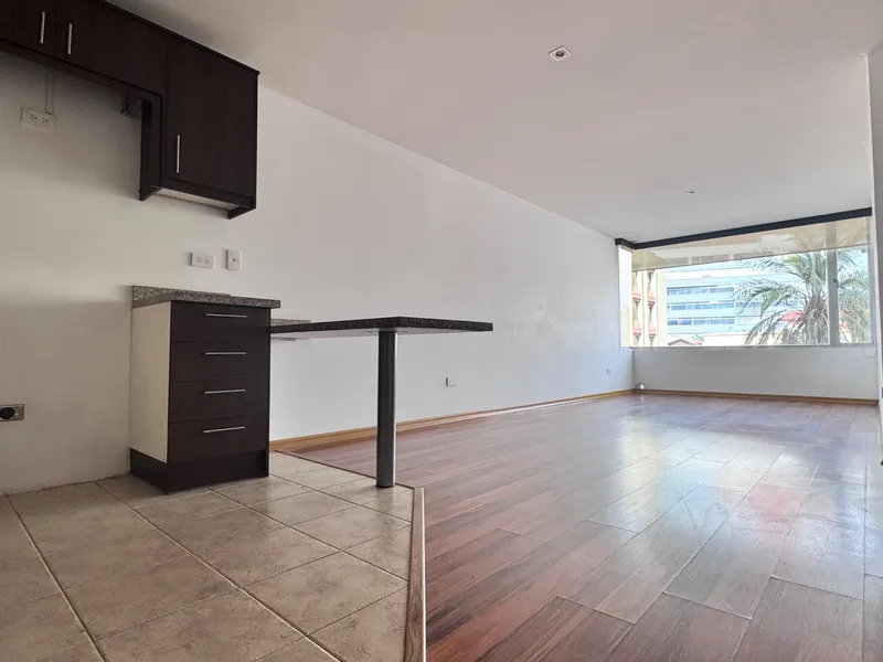 Suite en alquiler en La Coruña — foto 4 de 10