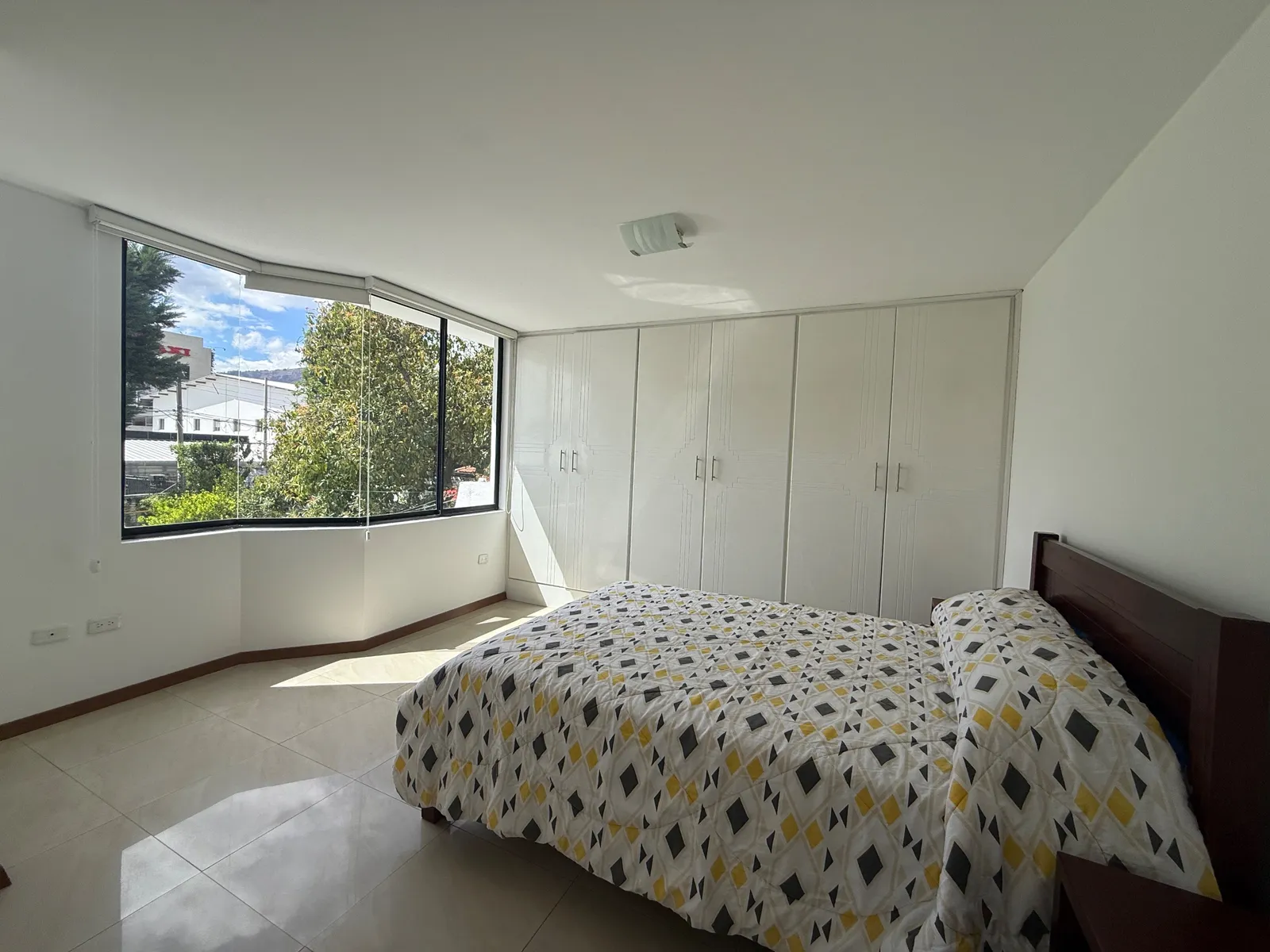 Suite en alquiler en Cumbayá — foto 6 de 15