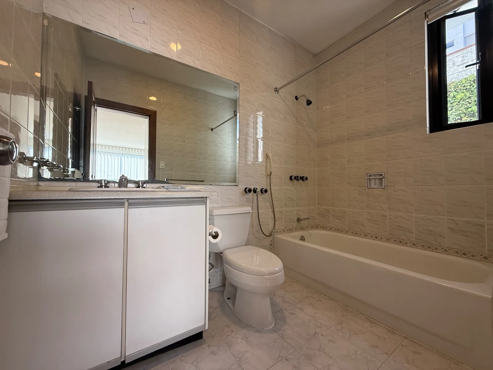 Departamento en alquiler en González Suárez — foto 17 de 24