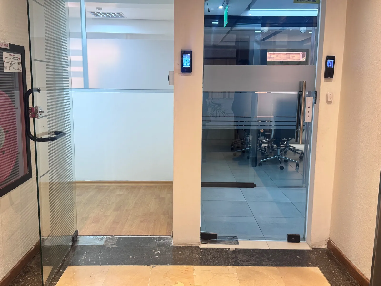 Oficina en alquiler en República del Salvador — foto 15 de 15