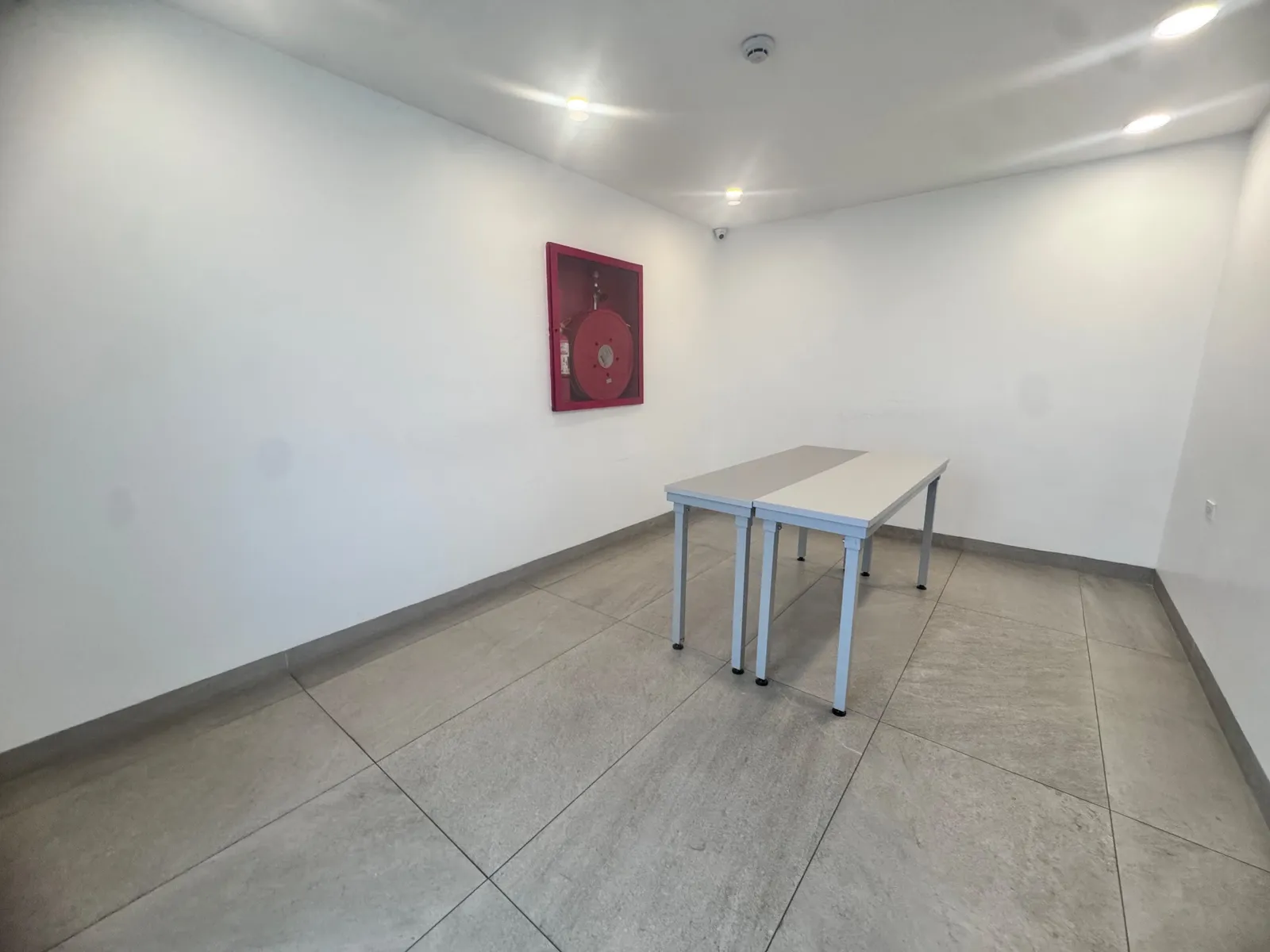 Oficina en alquiler en República del Salvador — foto 21 de 25