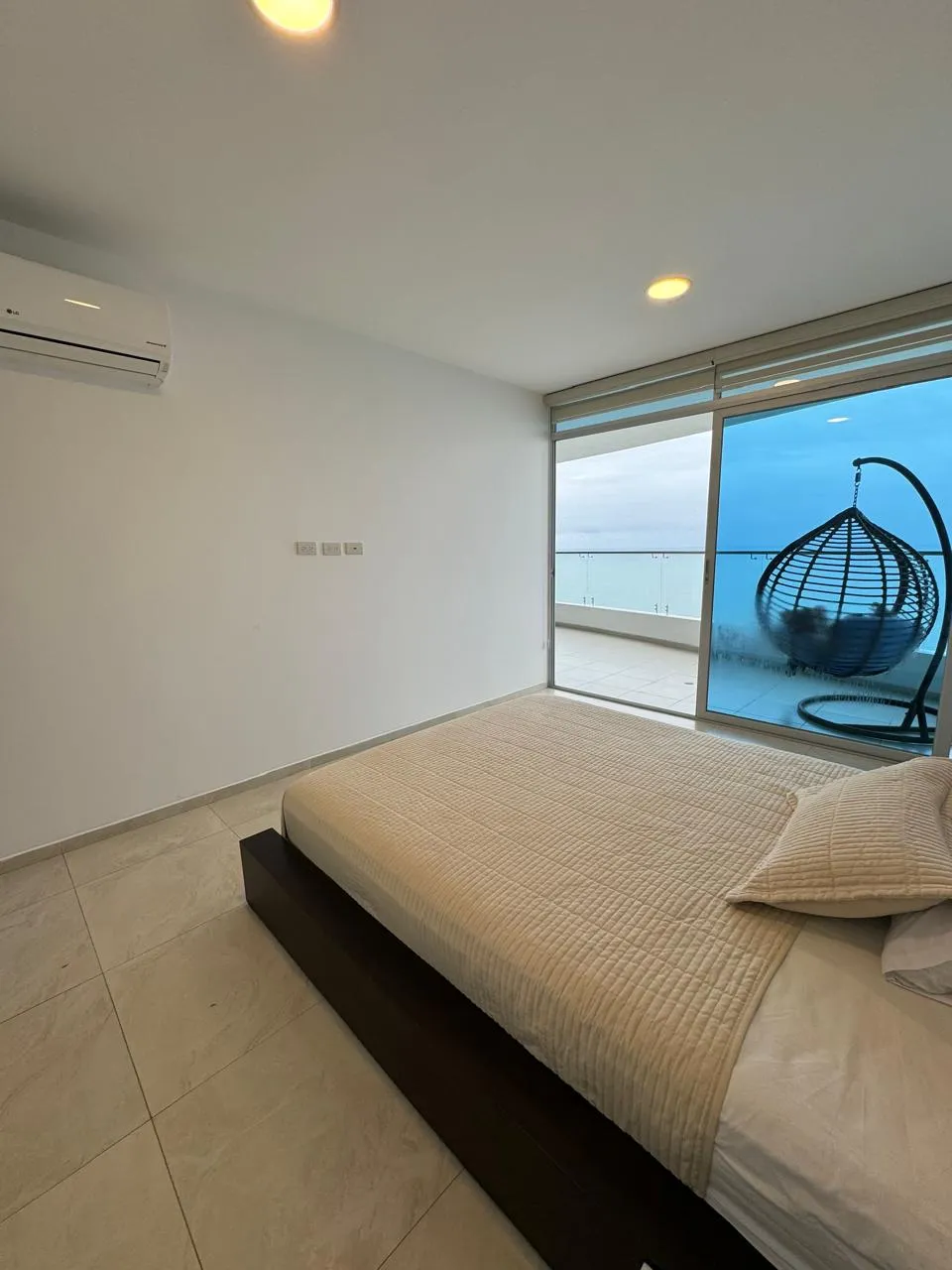 Departamento en venta en Tonsupa — foto 15 de 24