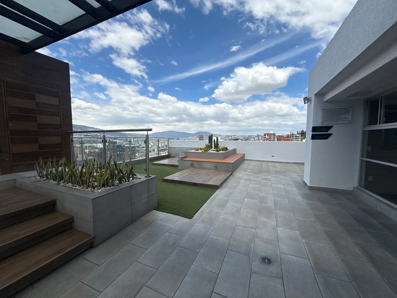 Suite en venta en El Batán, Quito — foto 13 de 16