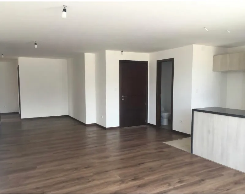 Departamento en venta en Santa Lucía, Quito — foto 3 de 10