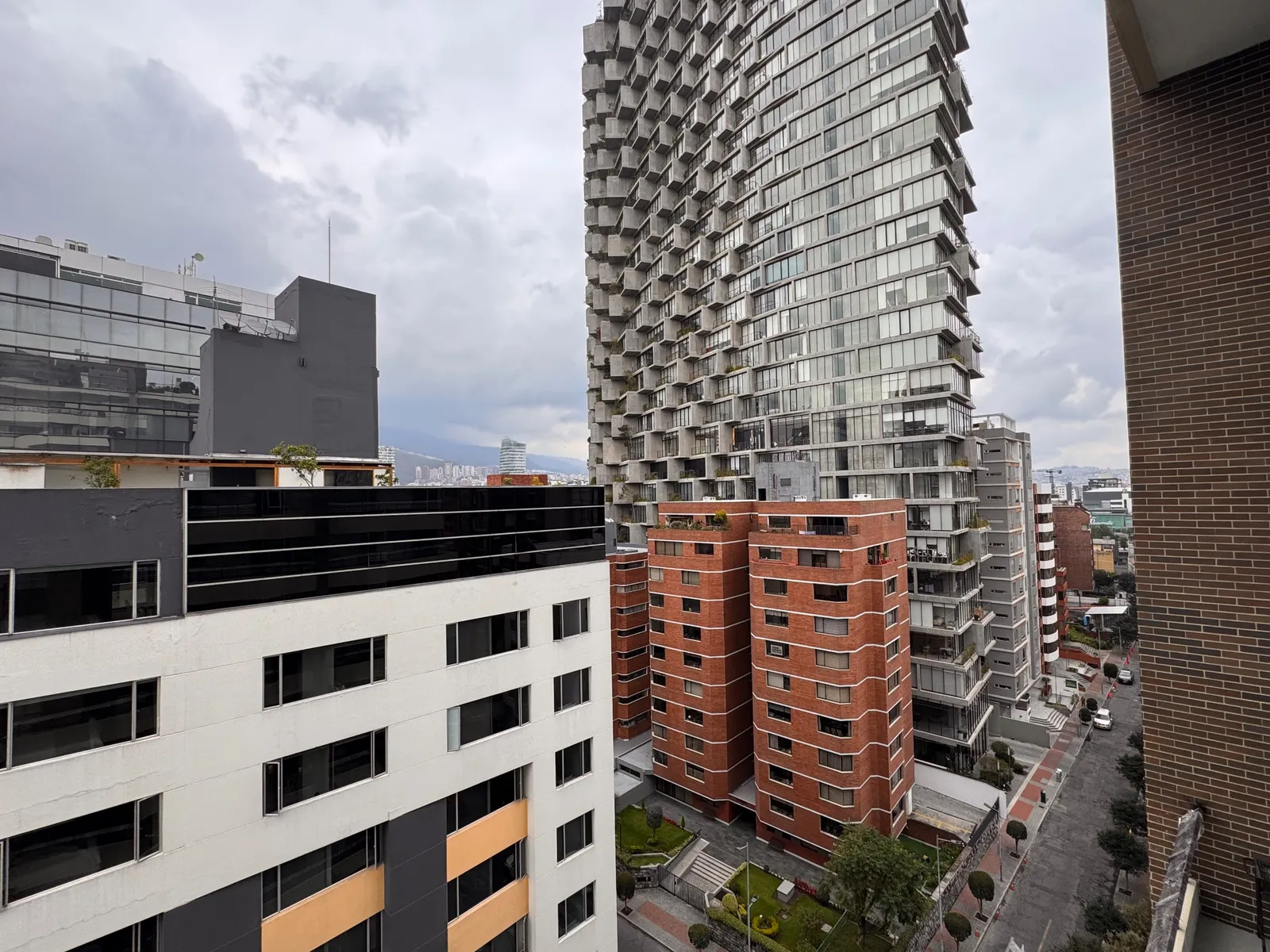 Departamento en alquiler en República del Salvador, Quito — foto 16 de 16