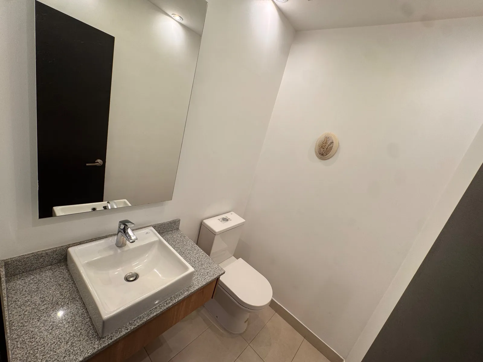 Departamento en alquiler en República del Salvador, Quito — foto 12 de 16