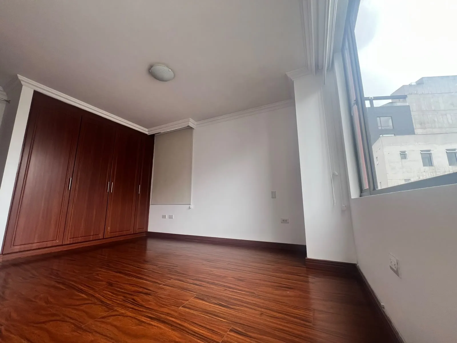 Departamento en alquiler en República del Salvador, Quito — foto 6 de 9