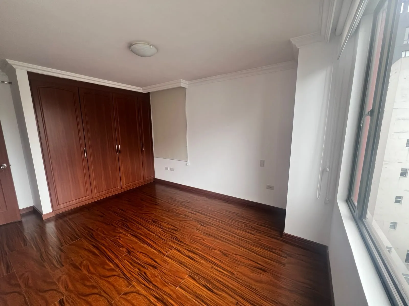 Departamento en alquiler en República del Salvador, Quito — foto 4 de 9