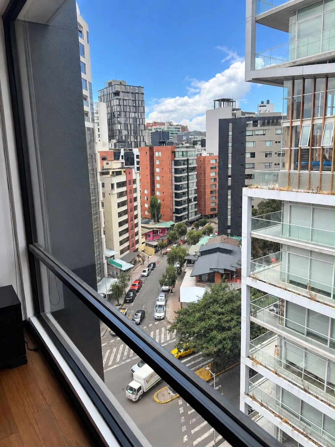 Departamento en alquiler en Quito — foto 4 de 9