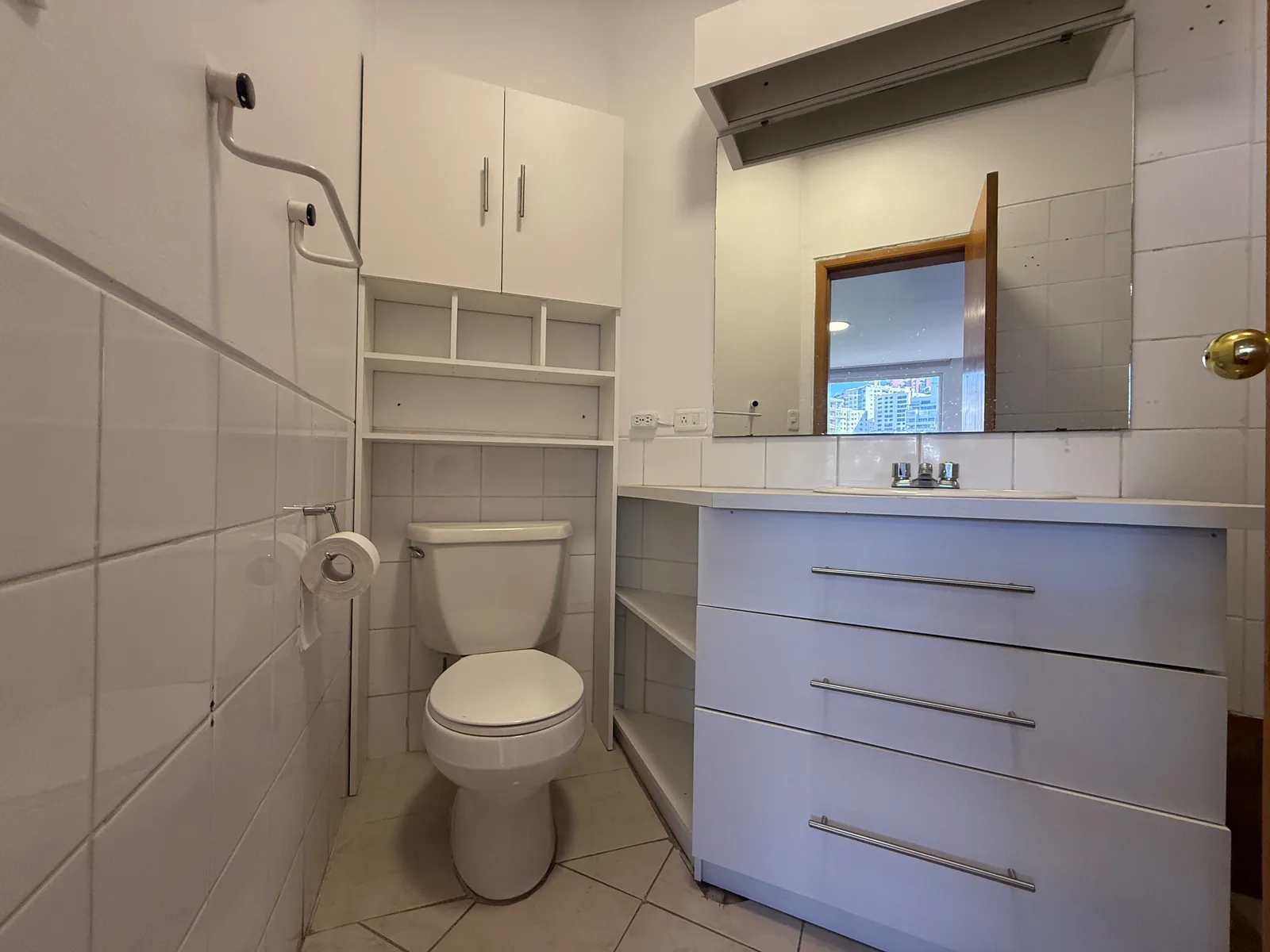 Departamento en venta en Bosmediano, Quito — foto 9 de 21