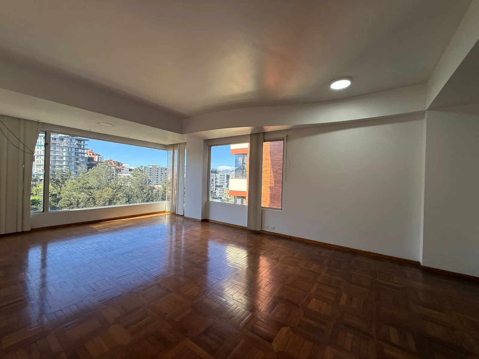 Departamento en venta en Bosmediano, Quito — foto 4 de 21