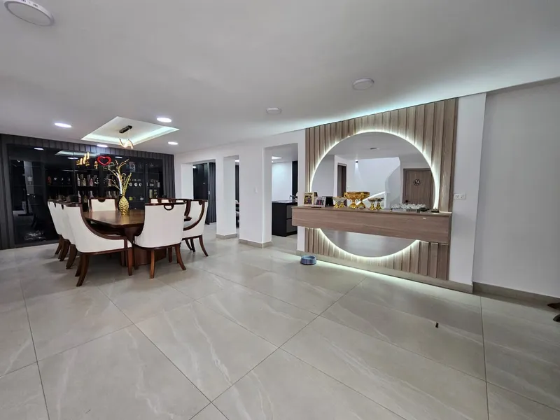Casa en venta en Intercambiador de Miravalle, Quito — foto 4 de 17