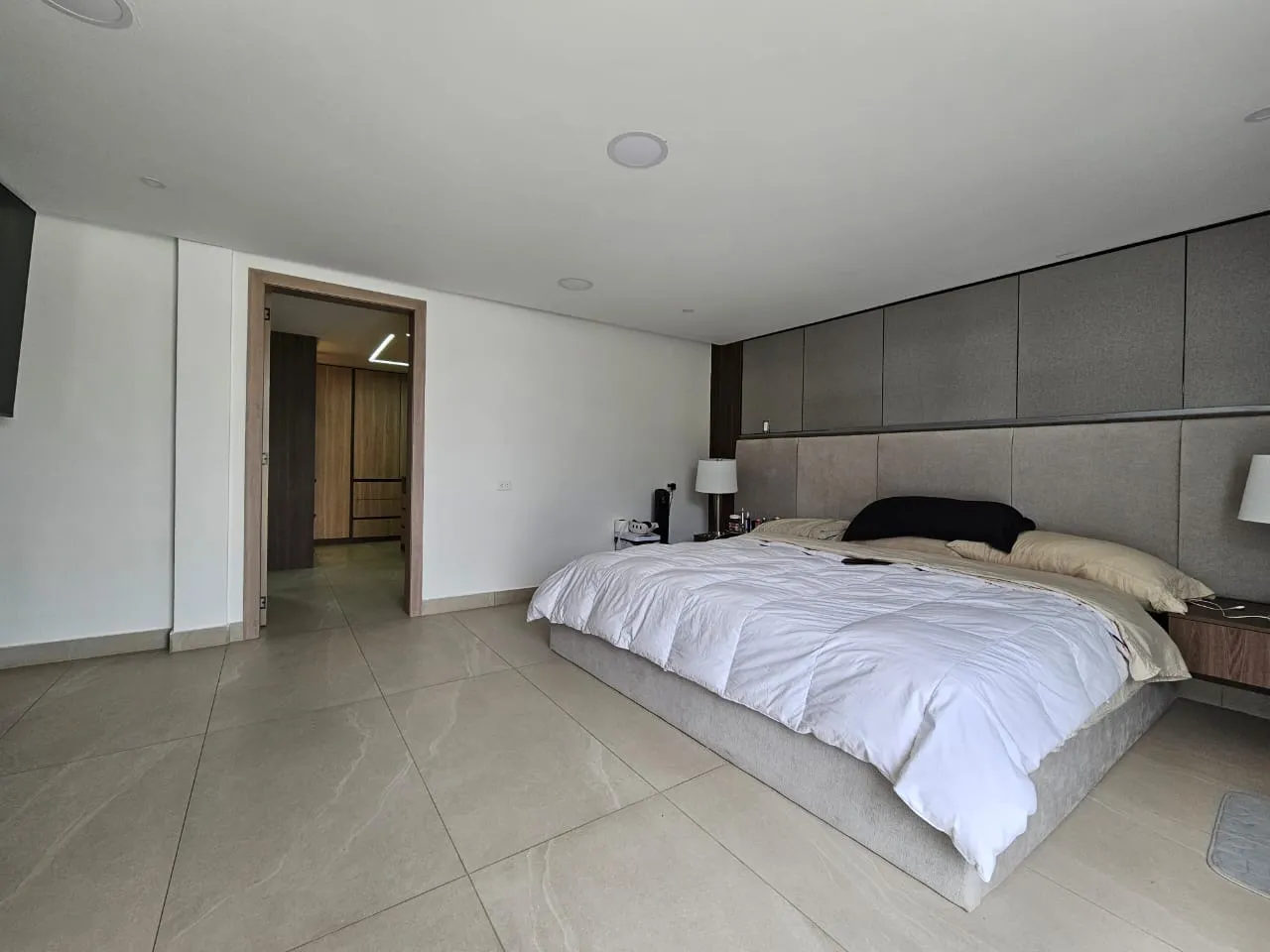 Casa en venta en Intercambiador de Miravalle, Quito — foto 8 de 17