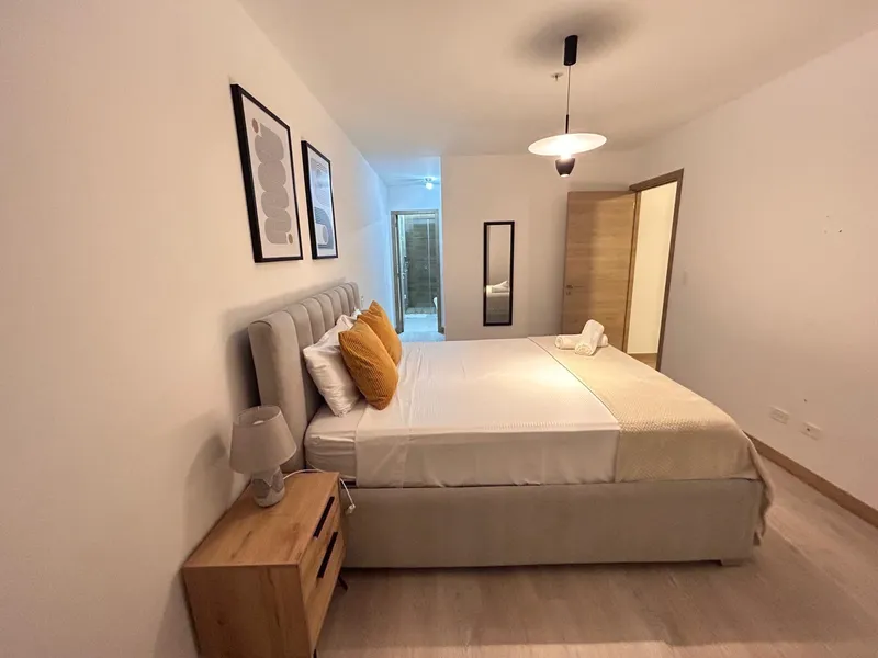 Departamento en alquiler en La Carolina, Quito — foto 3 de 14
