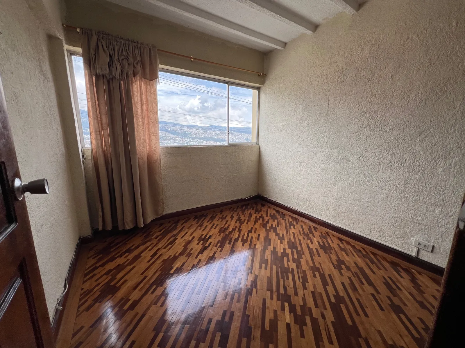 Departamento en venta en Ponceano, Quito — foto 8 de 14